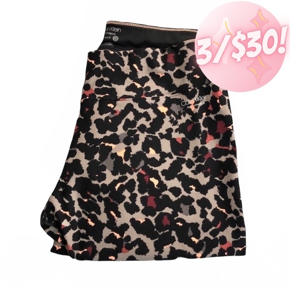 Calvin Klein Pants - Q008 💖 Calvin Klein Performance Wick Ankle Leopard Print Leggings